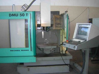 Centro di lavoro 5 assi DMG DMU 50 T usato