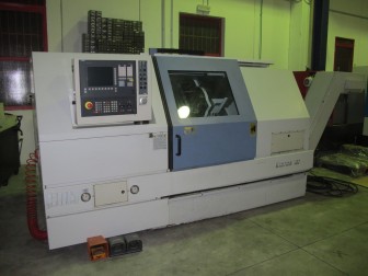 Tornio cnc 3 assi CMT Kronos 560 usato
