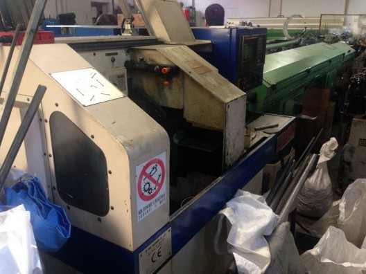 Tornio cnc fantina mobile GE FONG GNP1712 con caricatore IEMCA