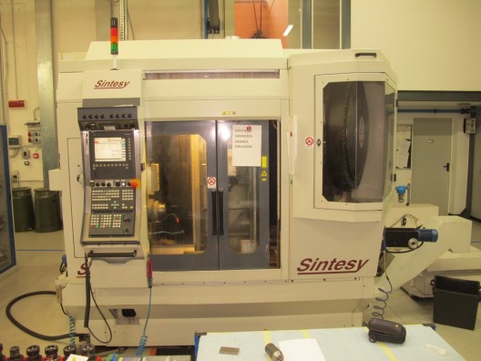 Tornio fresa cnc multitasking 5 assi Sintesy Gold TT600