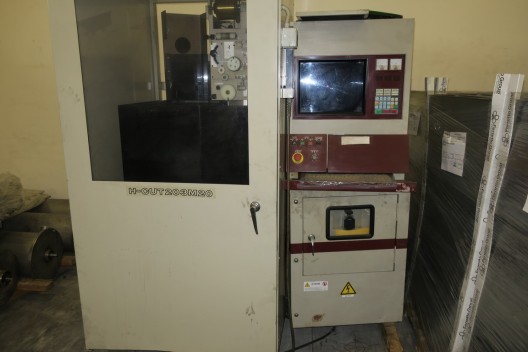 Elettroerosione a filo HITACHI 203 M20 usata