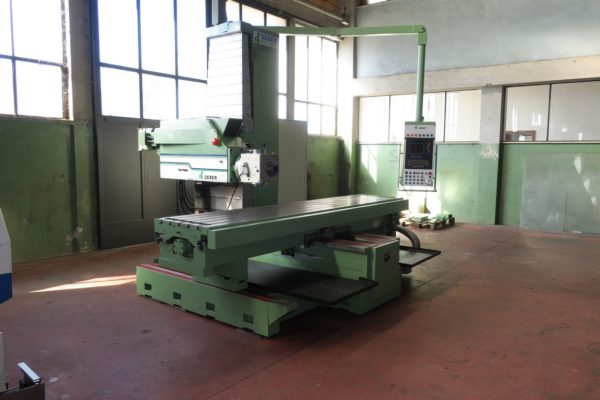 fresatrice CNC banco fisso usato