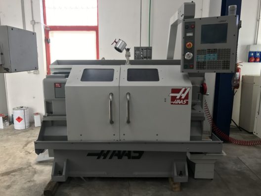 Tornio cnc da attrezzeria HAAS TL1 usato