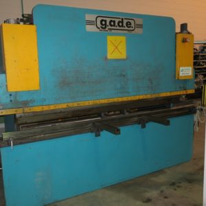 Pressopiegatrice idraulica cnc per lamiera GADE 3000 50 TON usata