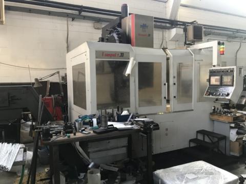 Centro di lavoro verticale RMT KOMPACT 11 usato
