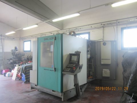 Centro di lavoro verticale 4 assi DMG DMC 63V usato