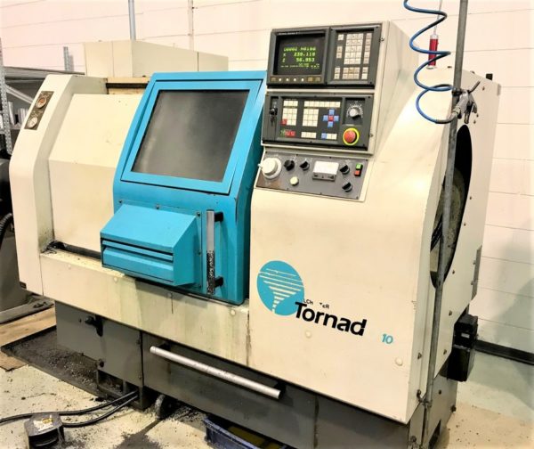 Tornio cnc 2 assi COLCHESTER TORNADO 100 usato