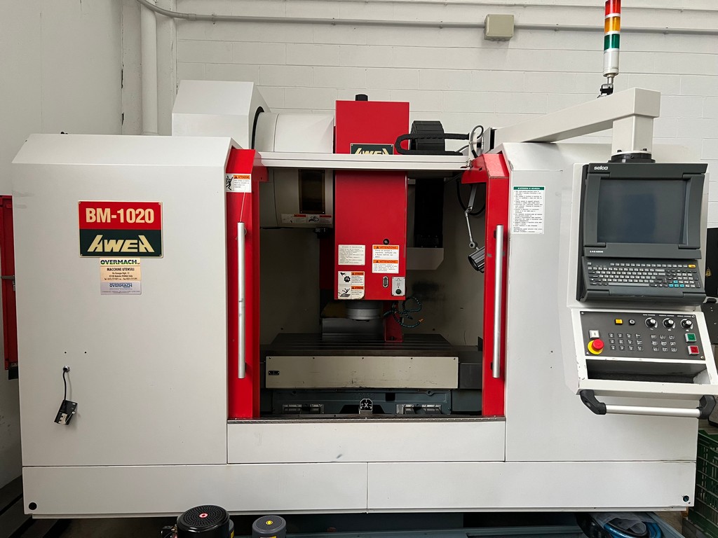 Centro di lavoro verticale AWEA BM 1020 usato