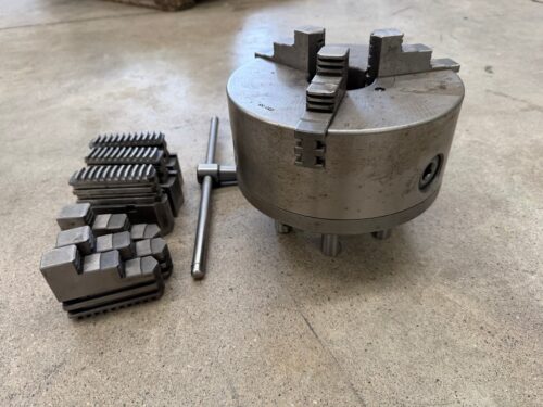 Autocentrante manuale guida doppia 3 griffe OMAP 240mm usato