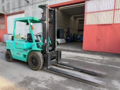 Muletto a gasolio MITSUBISHI FD40 usato