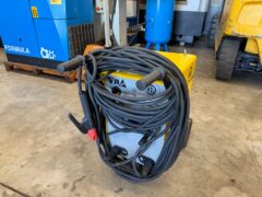 Saldatrice a elettrodi trifase CC carrellata CEA ARC 253 usata