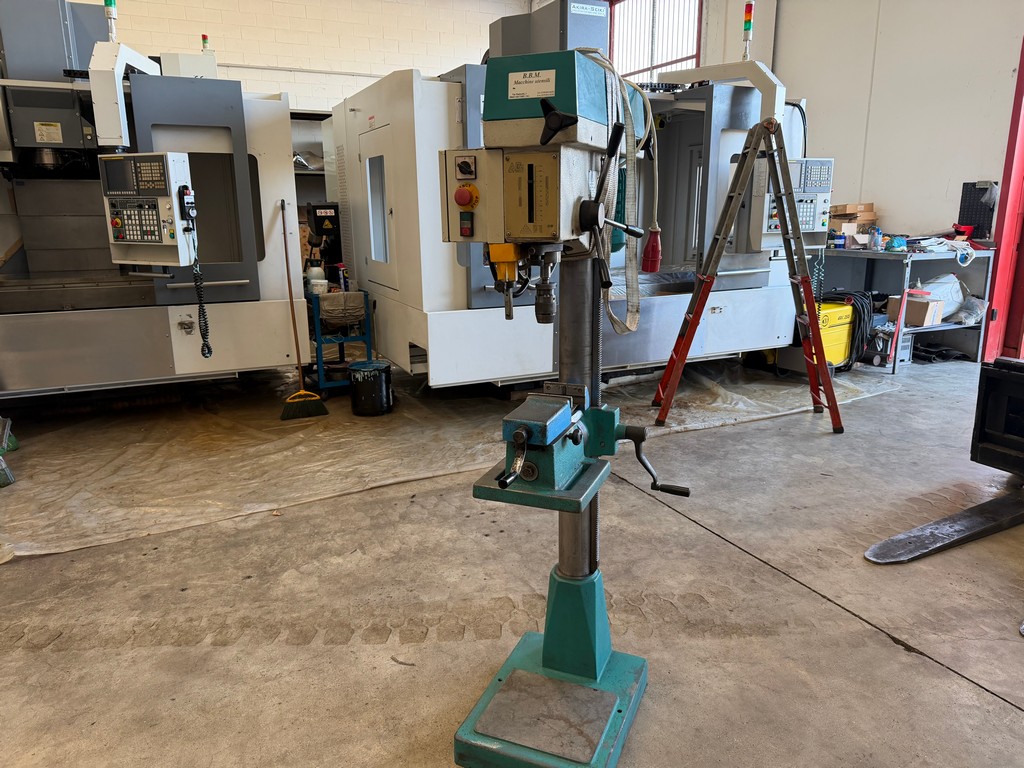 Trapano a colonna ACN ND28 usato a norme CE 00001 Trapano a colonna ACN ND28 usato a norme CE