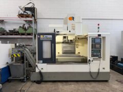 Centro di lavoro verticale VICTOR A110 usato