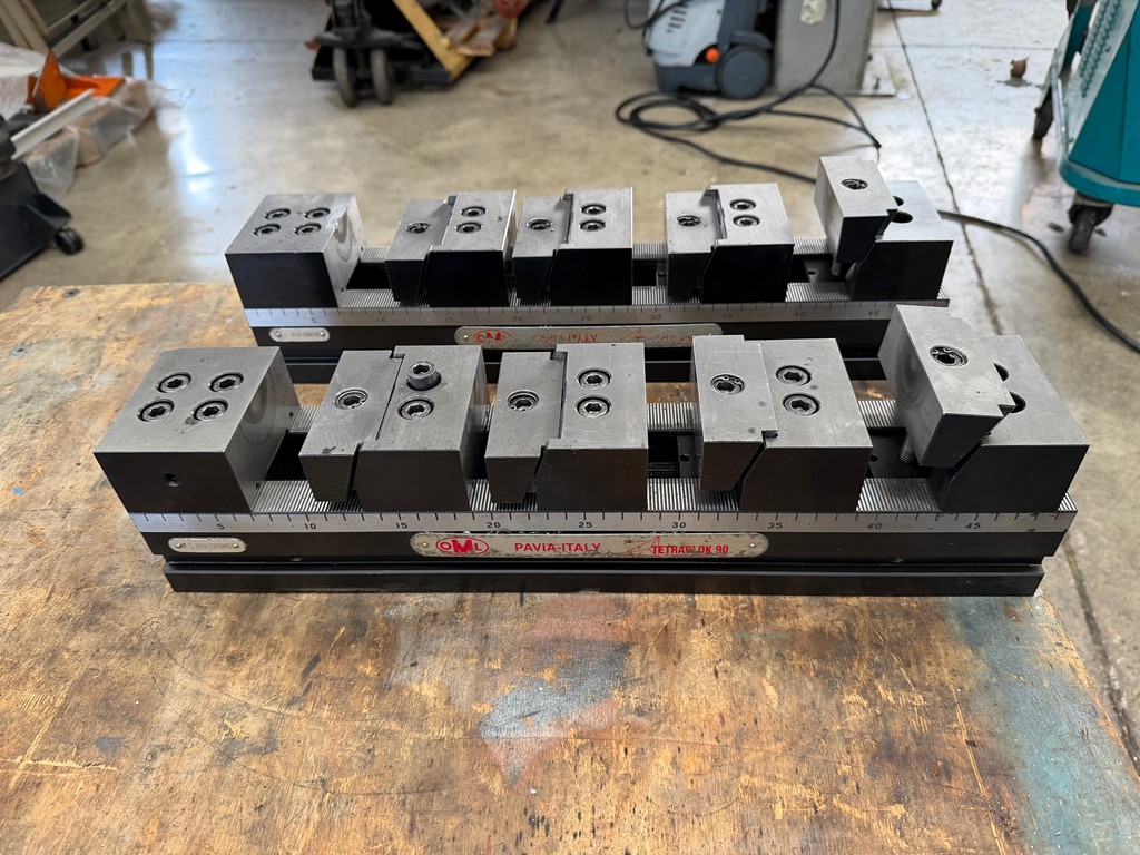 Coppia di morse di bloccaggio a 4 posizioni OML TETRABLOK 90 usate