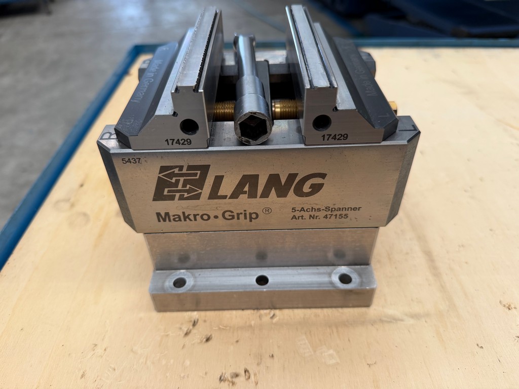 Morsa autocentrante 5 assi LANG MAKRO GRIP 47155 usata 00001 Morsa autocentrante 5 assi LANG MAKRO GRIP 47155 usata