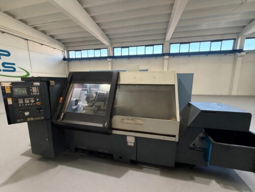 Tornio cnc 2 assi AVM ANGELINI DG13 usato
